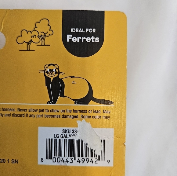 Petco EveryYay Wear With Flair Galaxy-Print Ferret Harness and Leash with Bell - Picture 5 of 17